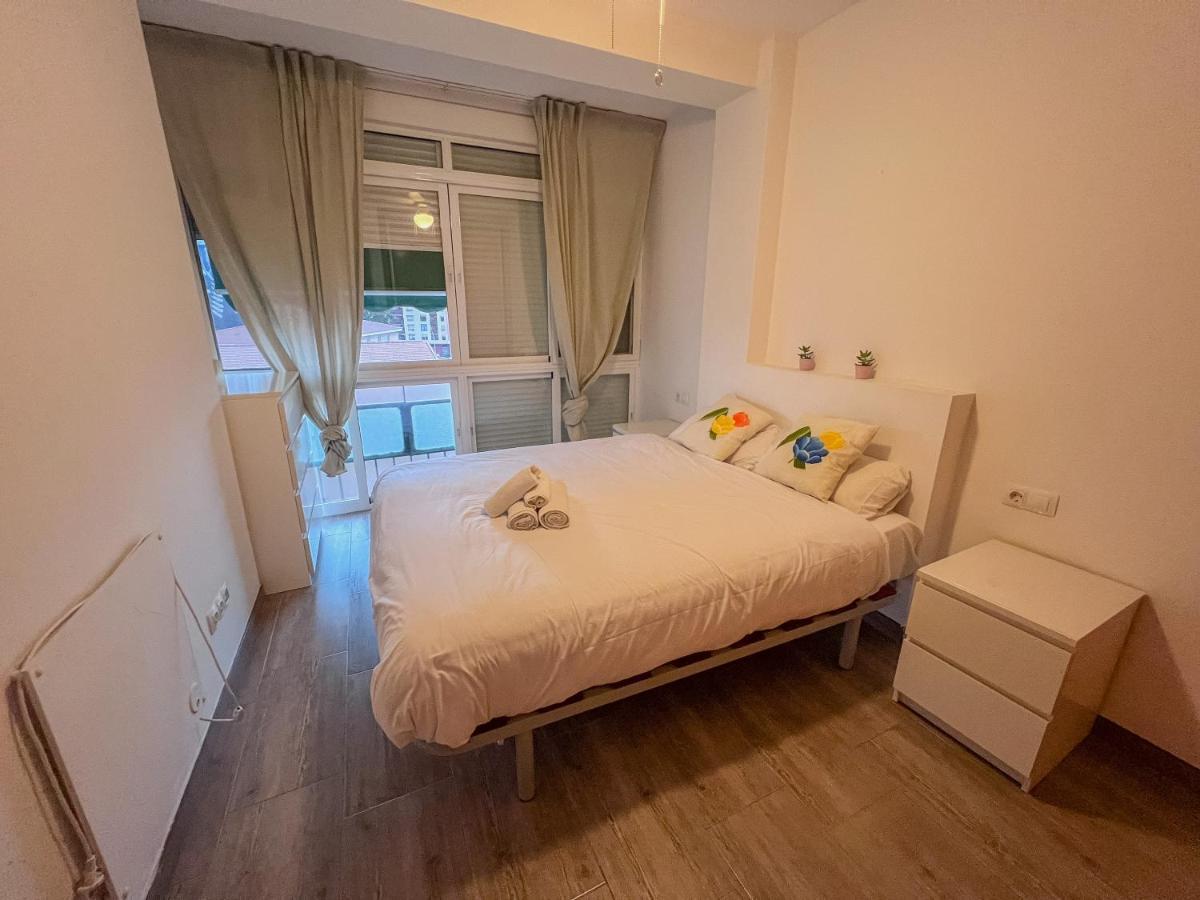 Bonito Apartamento Cerca Del Puerto มาลากา ภายนอก รูปภาพ